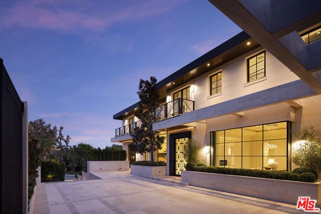 721 N Bonhill Road, Los Angeles, CA 90049