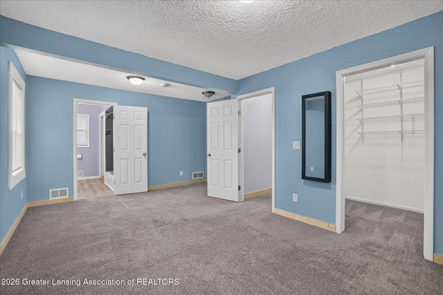 1109 Mora Circle, Dewitt, MI 48820