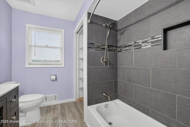 1109 Mora Circle, Dewitt, MI 48820