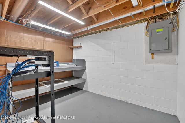 1109 Mora Circle, Dewitt, MI 48820