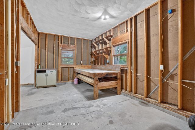1109 Mora Circle, Dewitt, MI 48820