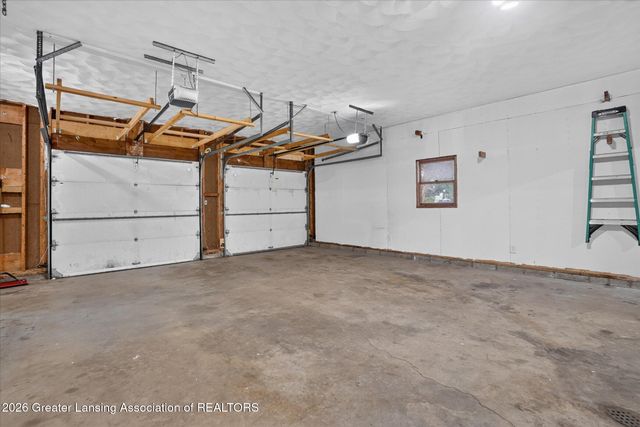 1109 Mora Circle, Dewitt, MI 48820