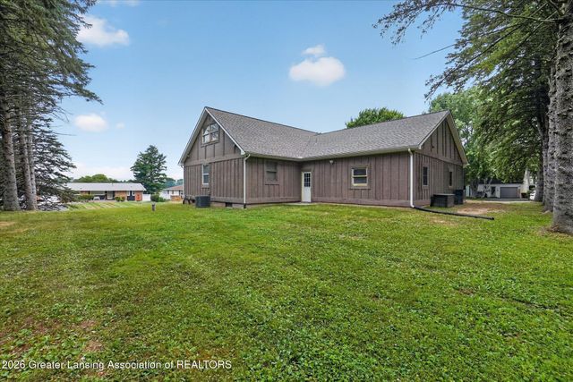 1109 Mora Circle, Dewitt, MI 48820