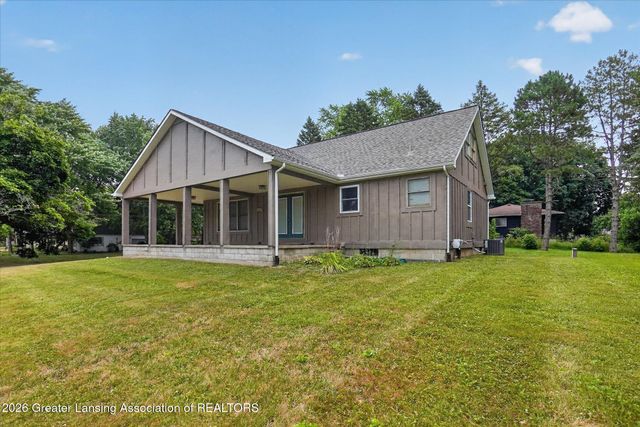 1109 Mora Circle, Dewitt, MI 48820