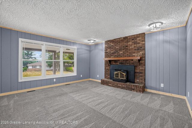 1109 Mora Circle, Dewitt, MI 48820