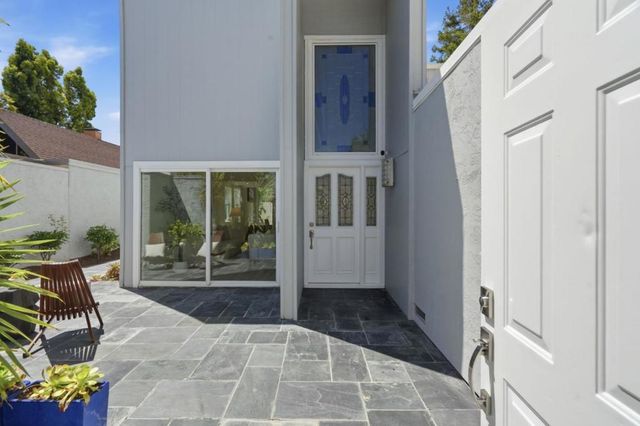 544 Castlerock Court, Sunnyvale, CA 94087