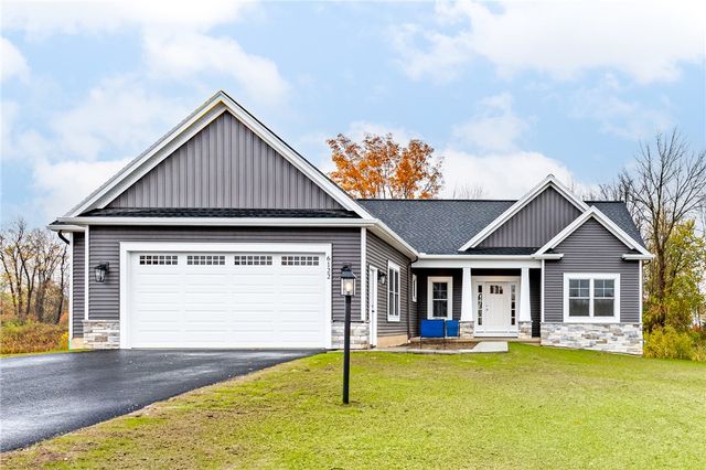 6122 Villa Fina Drive, Ontario, NY 14519