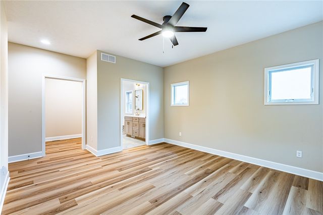 6122 Villa Fina Drive, Ontario, NY 14519