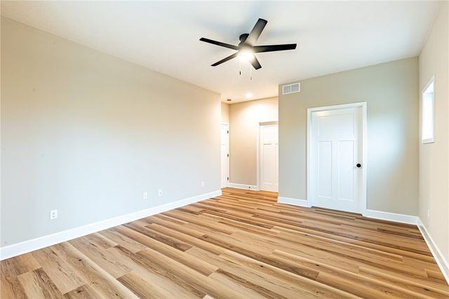 6122 Villa Fina Drive, Ontario, NY 14519