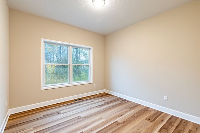 6122 Villa Fina Drive, Ontario, NY 14519