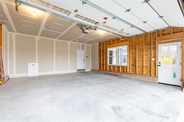 6122 Villa Fina Drive, Ontario, NY 14519