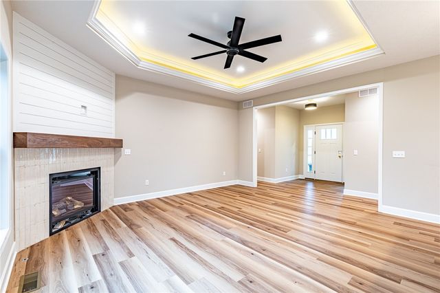 6122 Villa Fina Drive, Ontario, NY 14519