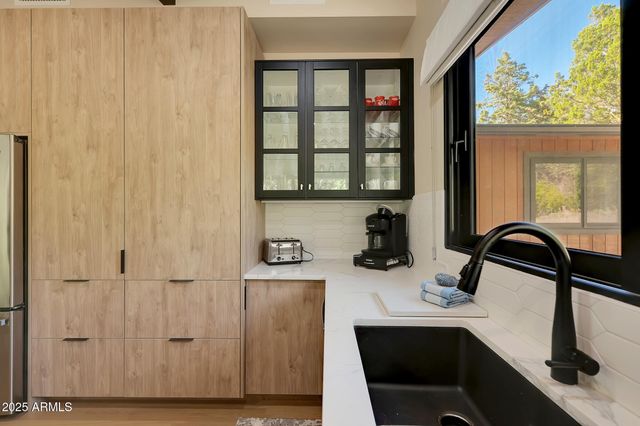 1960 IRIS Lane, Sedona, AZ 86336