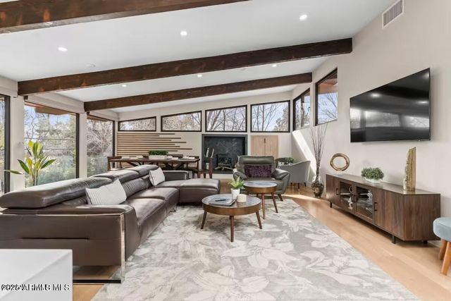 1960 IRIS Lane, Sedona, AZ 86336