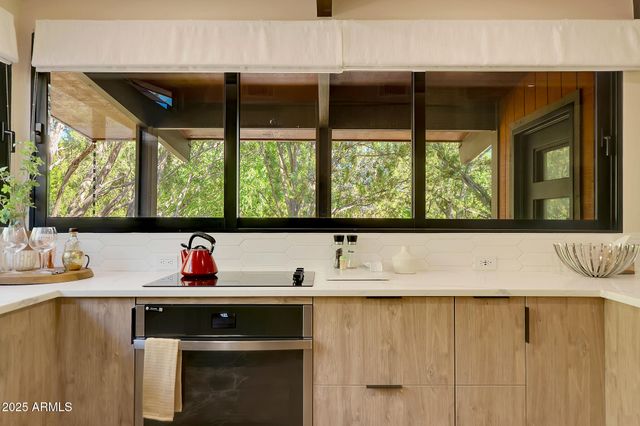 1960 IRIS Lane, Sedona, AZ 86336