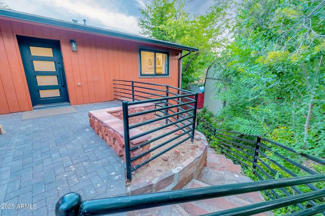1960 IRIS Lane, Sedona, AZ 86336