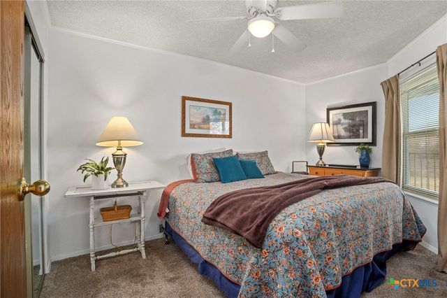 500 N Market Avenue 319 D, New Braunfels, TX 78130