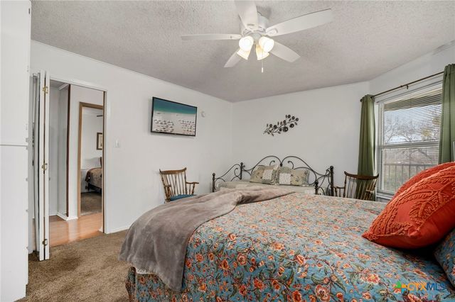 500 N Market Avenue 319 D, New Braunfels, TX 78130