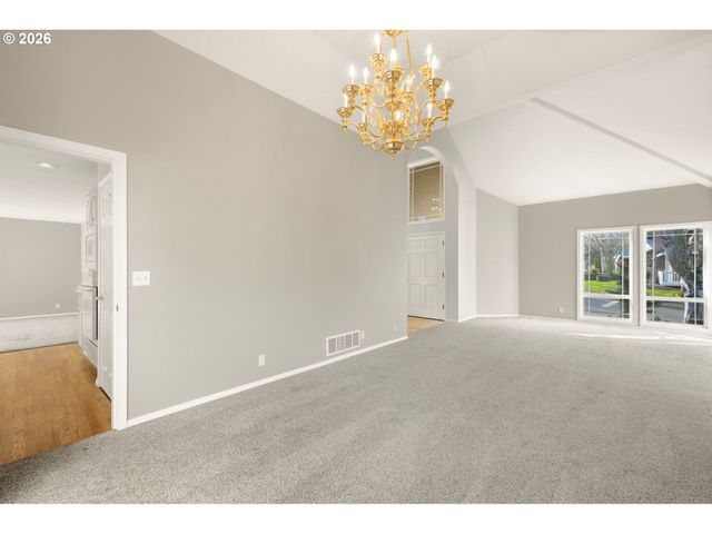 7600 Sw MILLERGLEN Dr, Beaverton, OR 97007