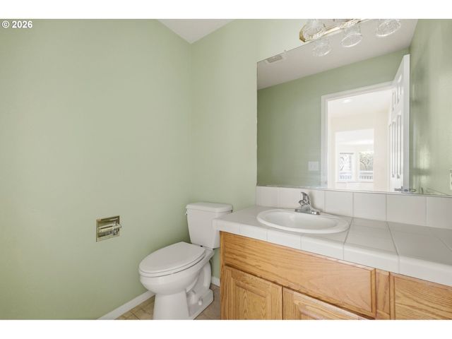 7600 Sw MILLERGLEN Dr, Beaverton, OR 97007