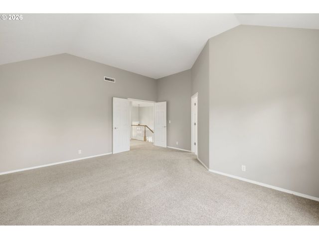 7600 Sw MILLERGLEN Dr, Beaverton, OR 97007