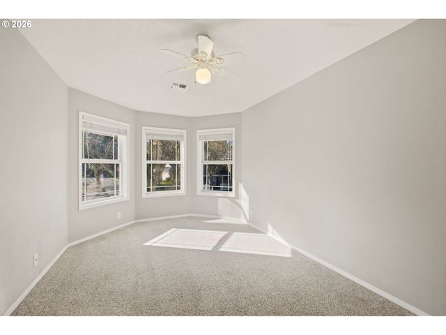 7600 Sw MILLERGLEN Dr, Beaverton, OR 97007