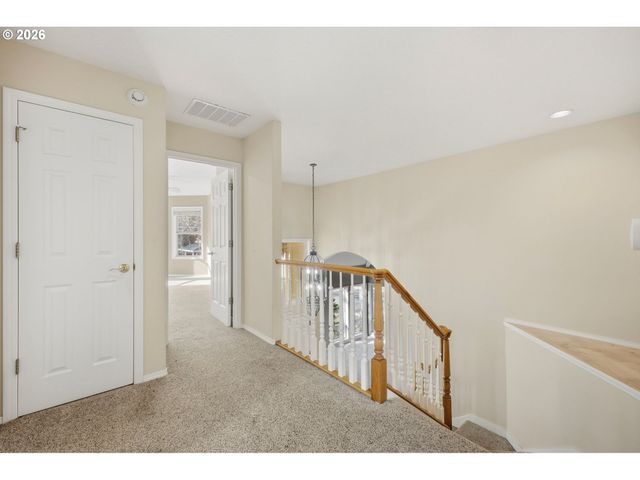 7600 Sw MILLERGLEN Dr, Beaverton, OR 97007