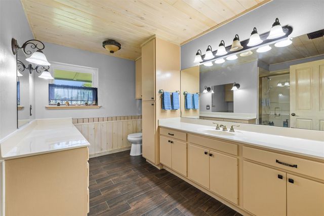 888 Tafelski Road, New Waverly, TX 77358