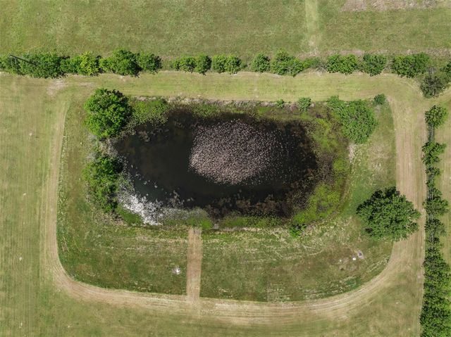 888 Tafelski Road, New Waverly, TX 77358