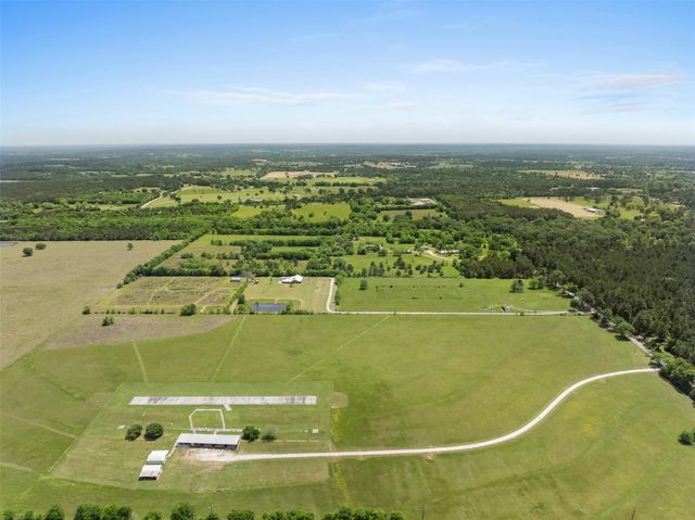 888 Tafelski Road, New Waverly, TX 77358