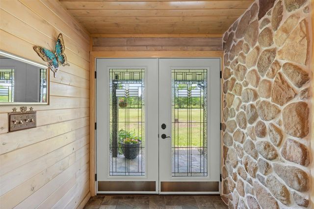 888 Tafelski Road, New Waverly, TX 77358