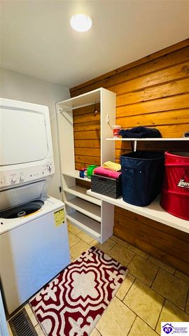 431 Timberlake Lane, Mcdaniels, KY 40152