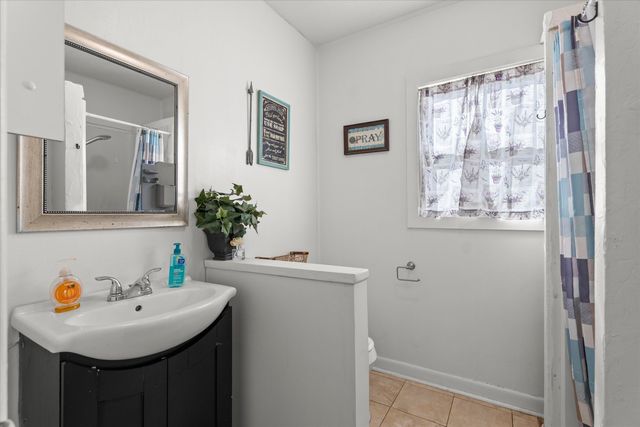 712 10th Street, Levelland, TX 79336