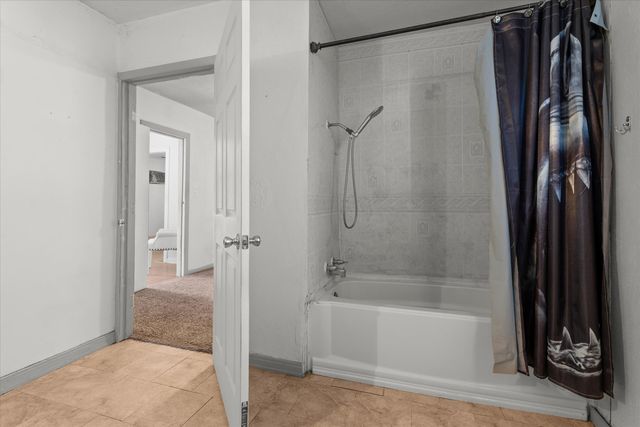 712 10th Street, Levelland, TX 79336