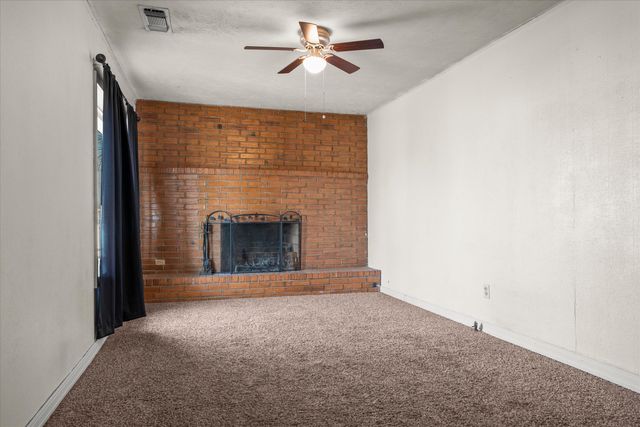 712 10th Street, Levelland, TX 79336