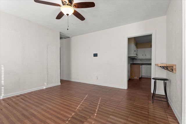 712 10th Street, Levelland, TX 79336