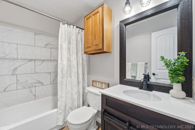 1808 S Gardenia Avenue, Broken Arrow, OK 74012