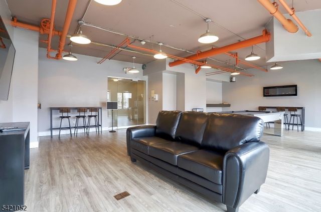 500 Central Ave 1014, Union City, NJ 07087