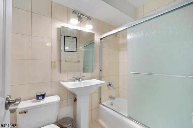 500 Central Ave 1014, Union City, NJ 07087