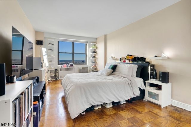 500 Central Ave 1014, Union City, NJ 07087