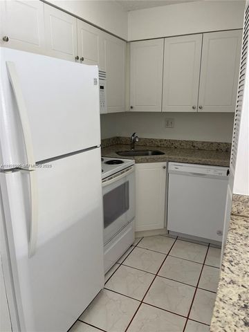 5199 NW 7th St 112, Miami, FL 33126