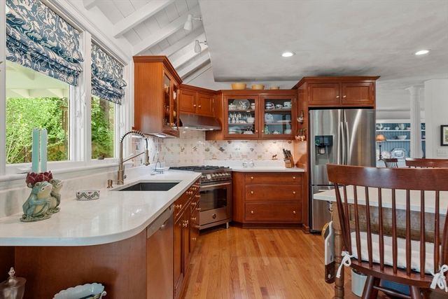 209 Harwood Ave, Littleton, MA 01460