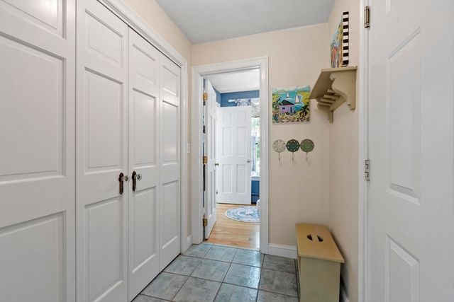 209 Harwood Ave, Littleton, MA 01460