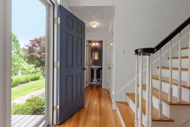 209 Harwood Ave, Littleton, MA 01460