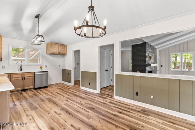 102 Rolling Hill Court, West End, NC 27376