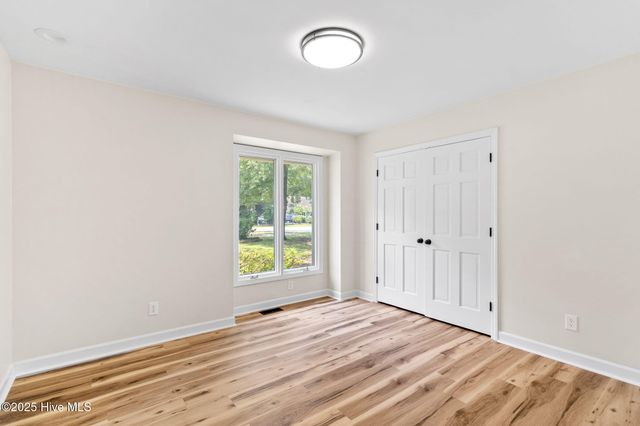 102 Rolling Hill Court, West End, NC 27376