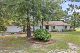 102 Rolling Hill Court, West End, NC 27376