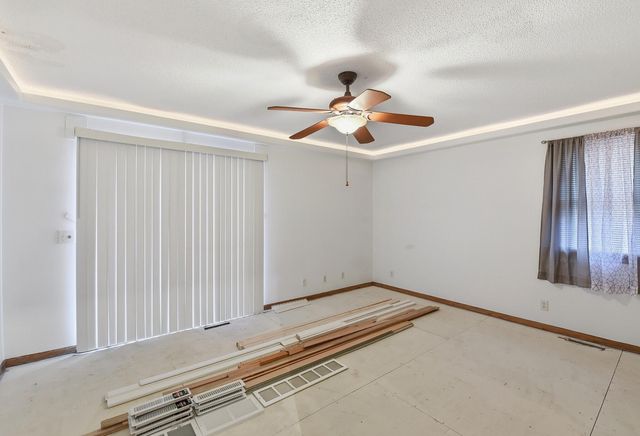 424 N 1ST Street, Council Bluffs, IA 51503