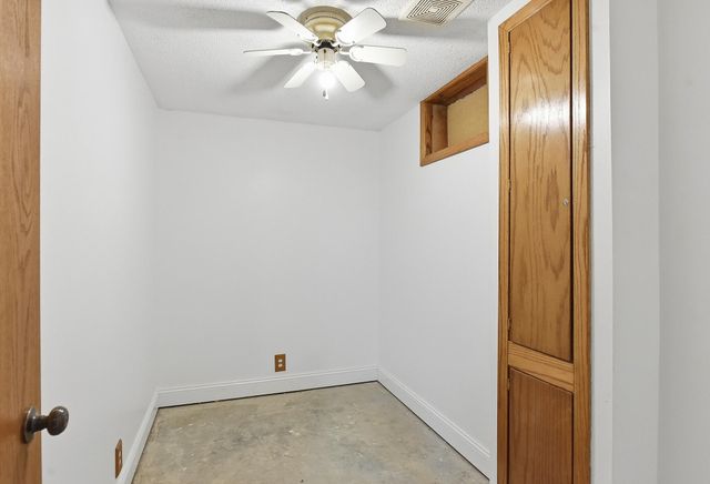 424 N 1ST Street, Council Bluffs, IA 51503