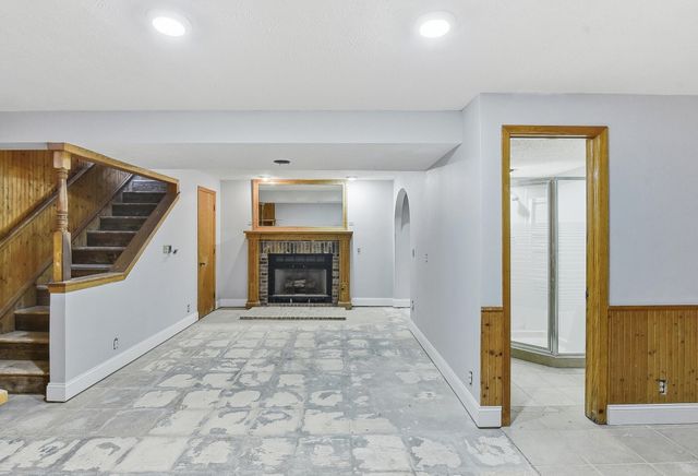 424 N 1ST Street, Council Bluffs, IA 51503